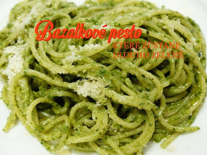 bazalkove pesto zelene fotka