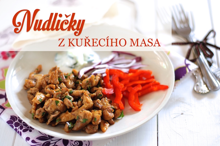 Jak dlouho dělat kuřecí nudličky?